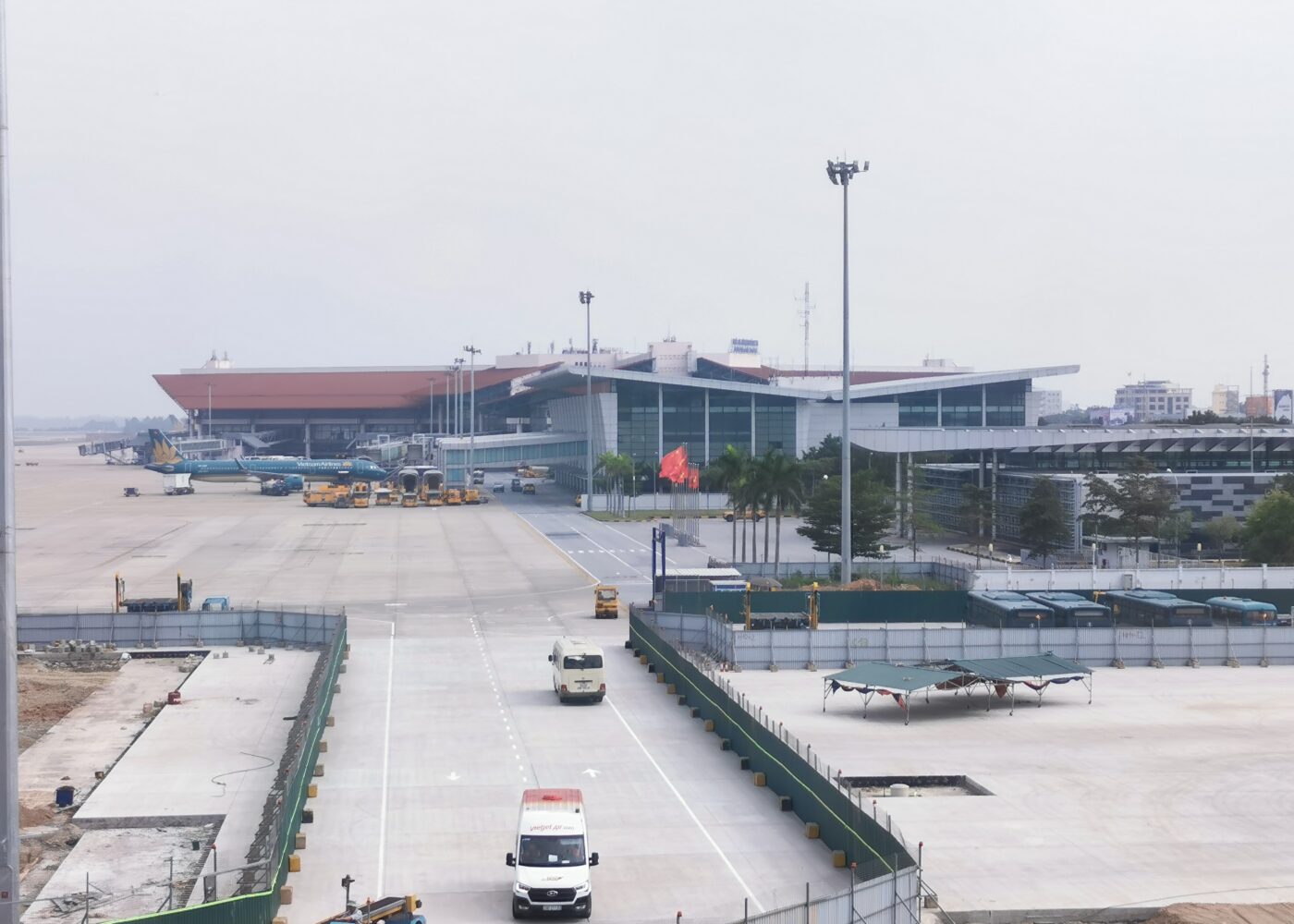 Noi Bai Airport transfer hub