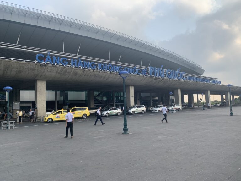 Phu Quoc airport (PQC) to Center of Phu Quoc city/Long Beach