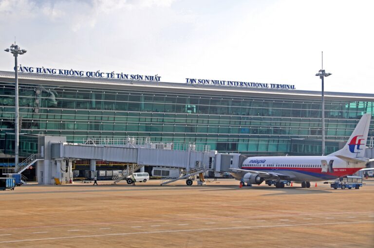 Tan Son Nhat airport (SGN) to HCMC center